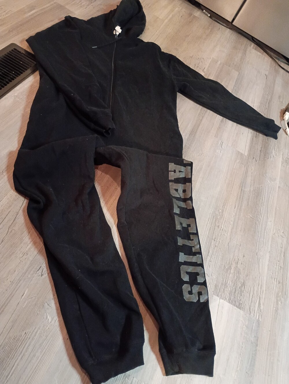 Fabletics Onsie - Picture 3 of 8